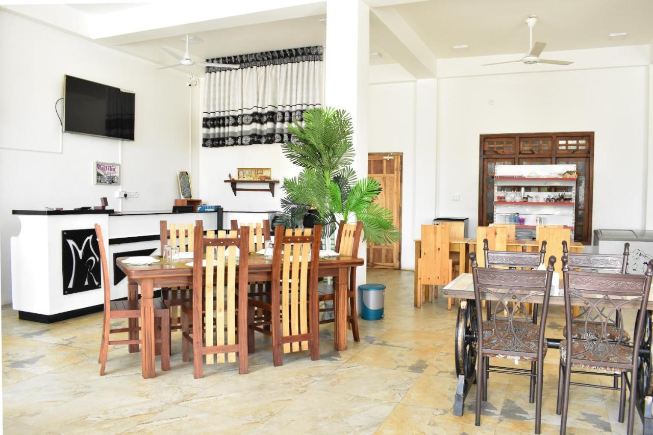 Mallika Resort Trincomalee Exteriör bild